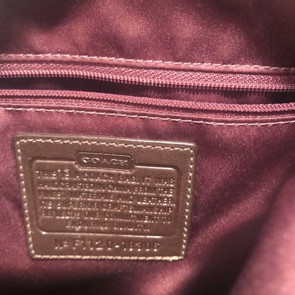 Coach embossed python snake skin shoulder bag. - Picture 2 of 13